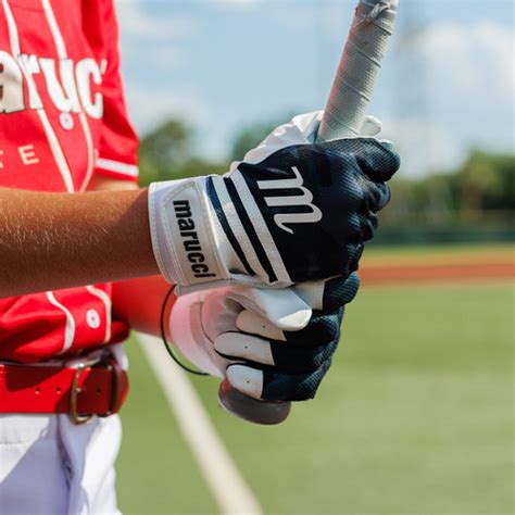 5 Ways G-Form Batting Gloves Enhance Your Game