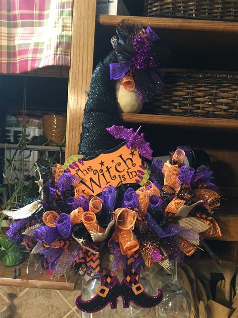 5 Ways To Make A Witch Hat Wreath From Dollar Tree