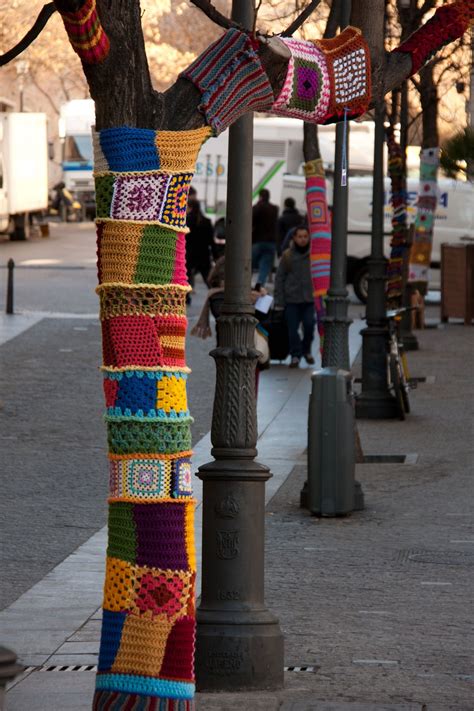 6 Ways Of Guerrilla Knitting Street Art