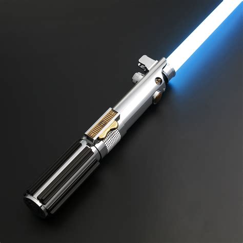 7 Facts About Anakin Skywalkers Lightsaber Form