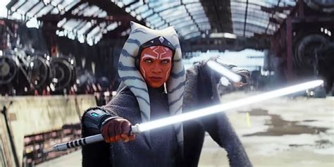 Ahsoka Tanos Unique Lightsaber Form Explained