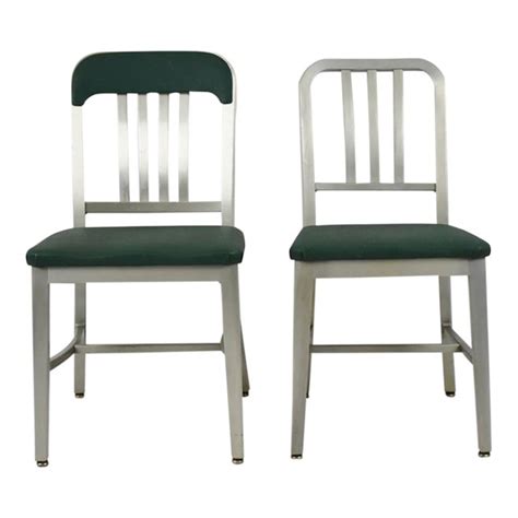 Good Form Aluminum Chair: Comfort And Style Defined