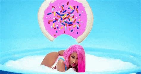 Nicki Minaj Good Form Gif: Epic Dance Moves Captured