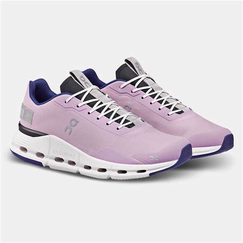 On Cloudnova Form Womens: Lightweight Running Shoes Redefined