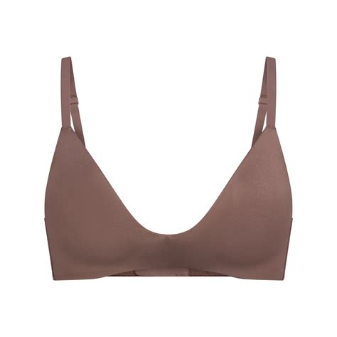 Skims Wireless Form T-Shirt Demi Bra Review And Fit Guide