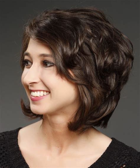 Uniformly Layered Form Haircut: A Timeless Styling Solution